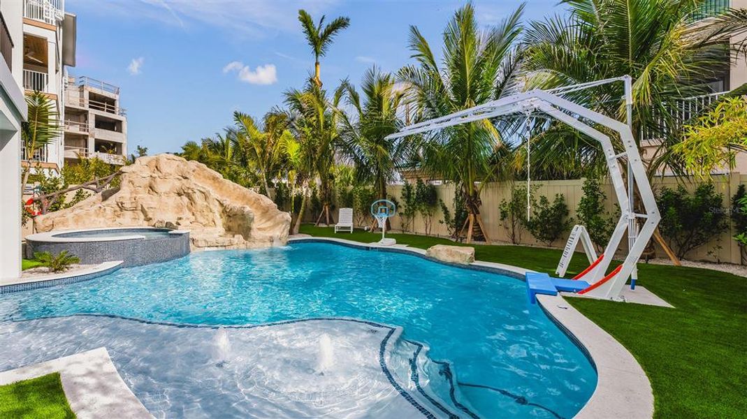 Community amenities in , Sarasota (Image 63).