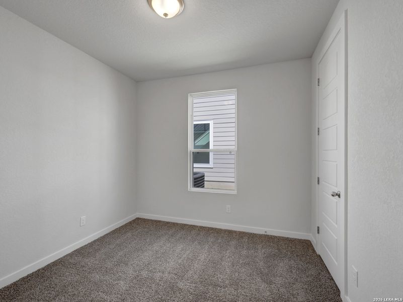 Spacious, unfurnished interior of a new home in , San Antonio (Image 14).
