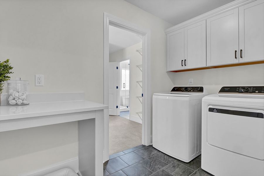 Representative furnished interior of a home built from the Palmer - Vanguard Collection by Mungo Homes in Georgias Landing, Raleigh (Image 10).