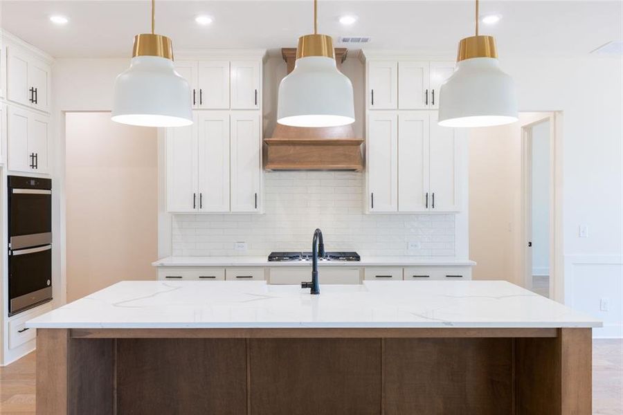 Image 43 of a home in . Image 43 of a home in .