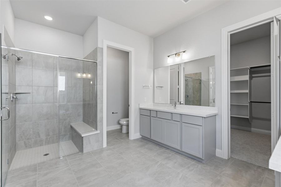 Furnished interior view inside a new home in Sundance Cove, Crosby (Image 16).