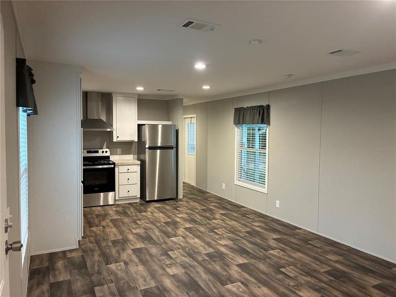 Spacious, unfurnished interior of a new home in , Lake Wales (Image 9). Spacious, unfurnished interior of a new home in , Lake Wales (Image 9).