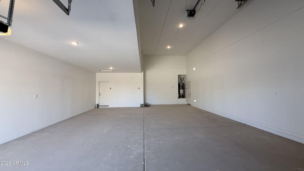 022 - 4-Car RV Garage 022 - 4-Car RV Garage