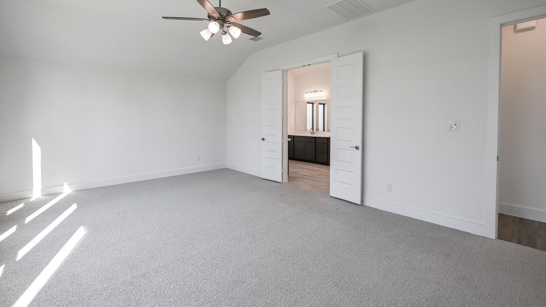 Spacious, unfurnished interior of a new home in Juniper Springs, Lockhart (Image 22).