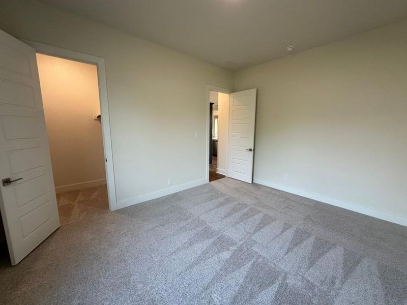 Spacious, unfurnished interior of a new home in Fannin Ranch, Leonard (Image 16).