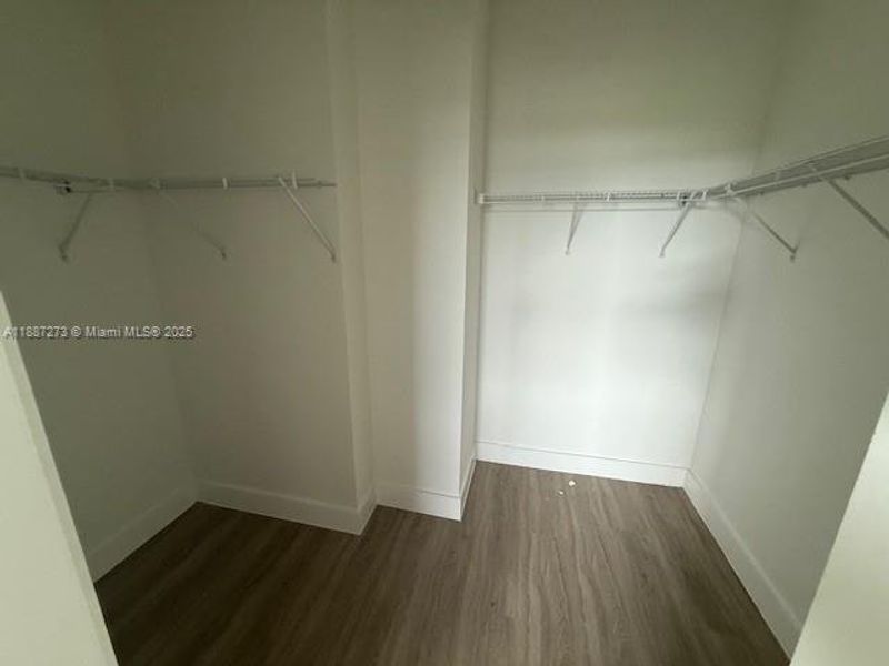 Image 14 of a home in .