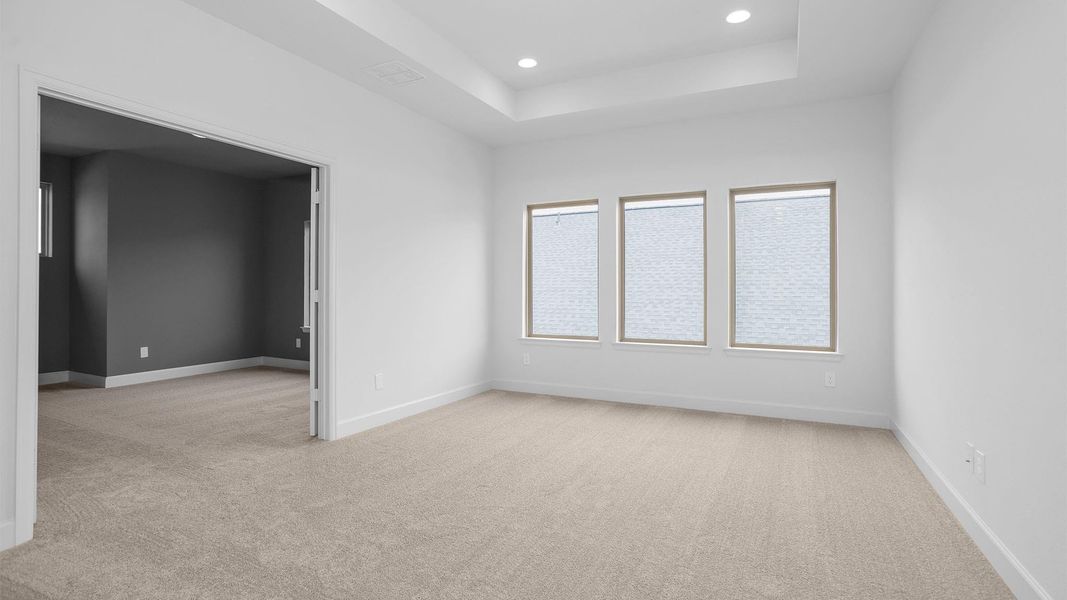 Spacious, unfurnished interior of a new home in Bridgeland, Cypress (Image 9).