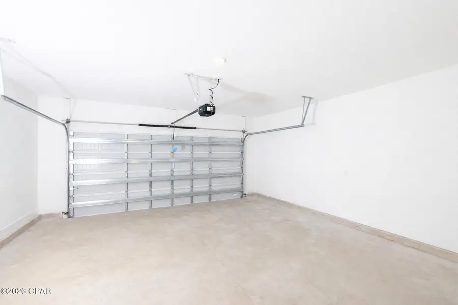 Spacious, unfurnished interior of a new home in Parkbrook, Panama City (Image 16). Spacious, unfurnished interior of a new home in Parkbrook, Panama City (Image 16).