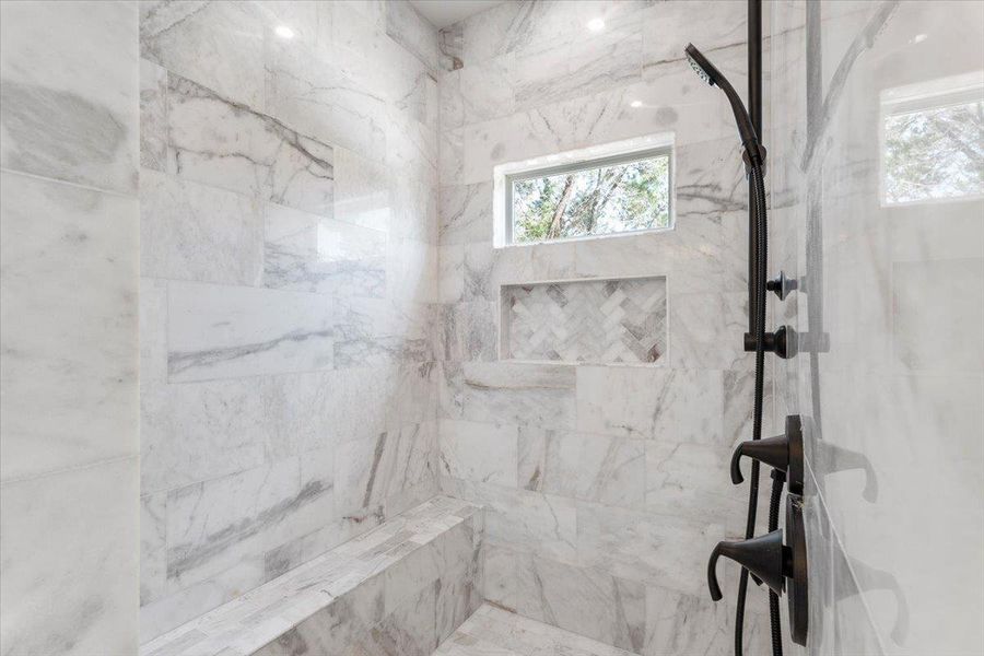 Master Bath Walk-in Shower Master Bath Walk-in Shower