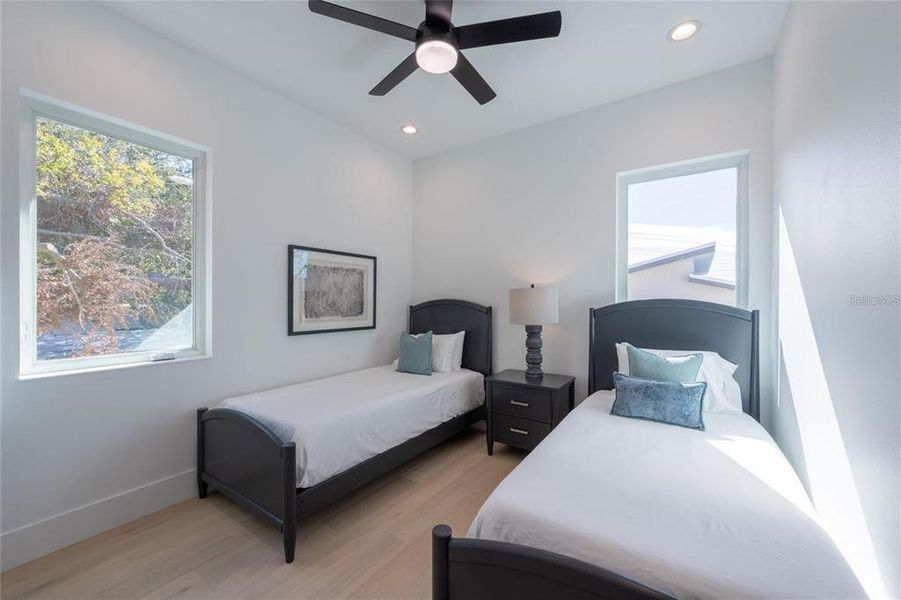 Furnished interior view inside a new home in , Sarasota (Image 43).