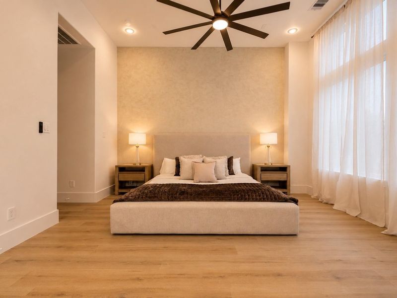 Furnished interior view inside a new home in , Houston (Image 19).