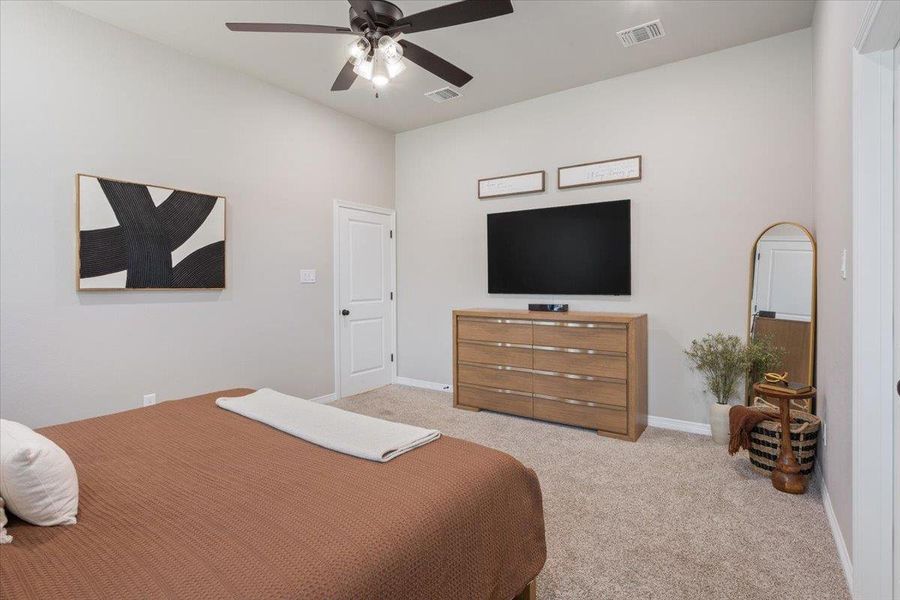 Furnished interior view inside a new home in , Belton (Image 11).