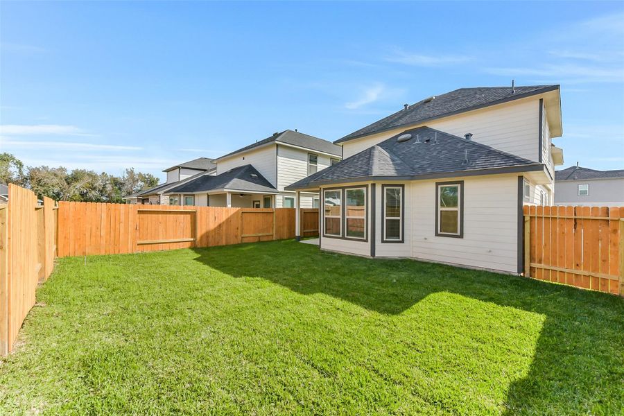 Exterior details and patio area of a home in , Houston (Image 21).