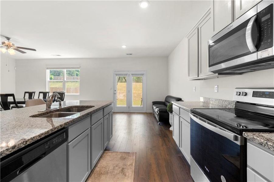 Furnished interior view inside a new home in Summerwind, Dacula (Image 11).