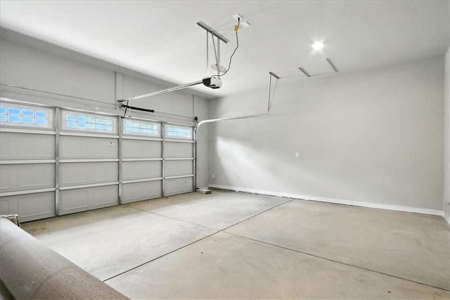 Spacious, unfurnished interior of a new home in Traditions of Braselton, Jefferson (Image 24).