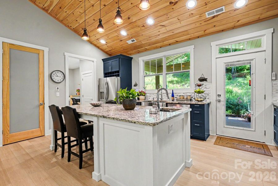 Furnished interior view inside a new home in , Columbus (Image 7).