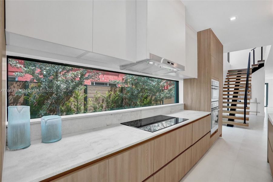 Furnished interior view inside a new home in , Fort Lauderdale (Image 36). Furnished interior view inside a new home in , Fort Lauderdale (Image 36).