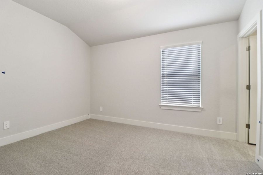 Spacious, unfurnished interior of a new home in Sagebrooke - Classic Series, San Antonio (Image 34).