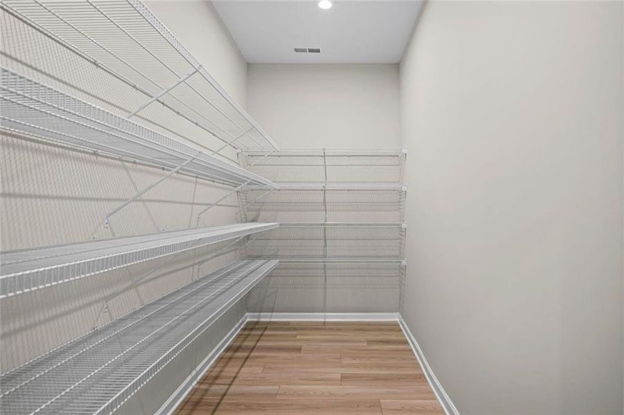 Spacious, unfurnished interior of a new home in Easton Park, Dallas (Image 16).