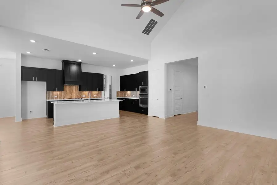 REPRESENTATIVE OF FLOOR PLAN ONLY