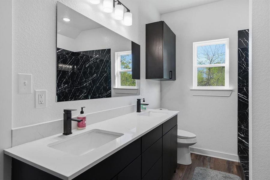 Furnished interior view inside a new home in , Grand Saline (Image 23).