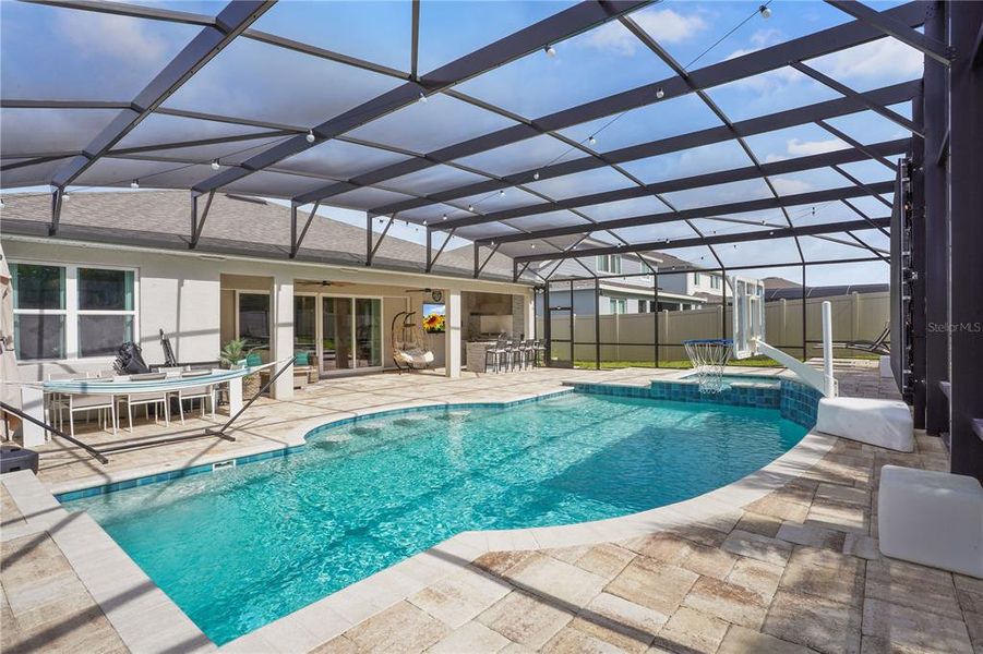 Exterior details and patio area of a home in Winding Meadows, Apopka (Image 32).