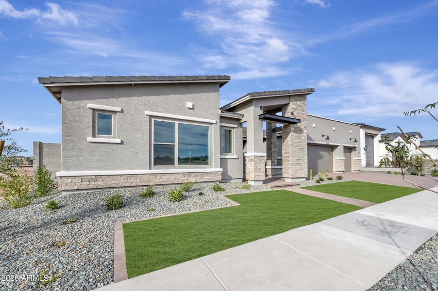 L163-HDR042 L163-HDR042