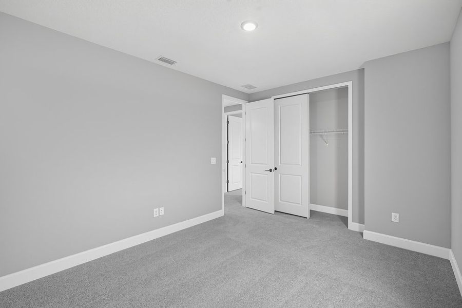 Spacious, unfurnished interior of a new home in Victoria Lakes, Odessa (Image 13).
