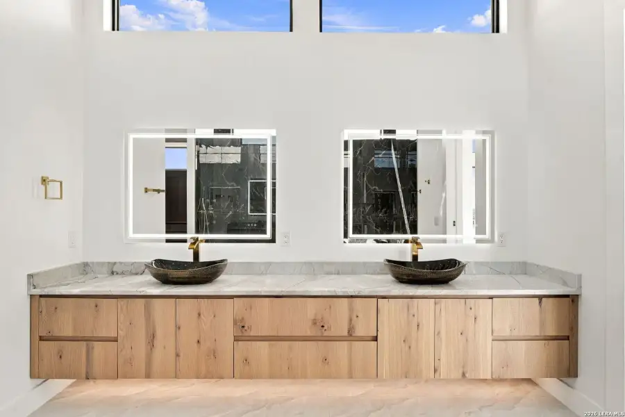 Furnished interior view inside a new home in , San Antonio (Image 64).