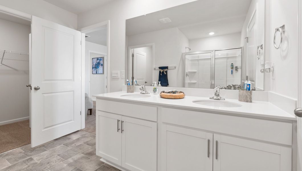 Furnished interior view inside a new home in Cascade Point, Seneca (Image 32). Furnished interior view inside a new home in Cascade Point, Seneca (Image 32).