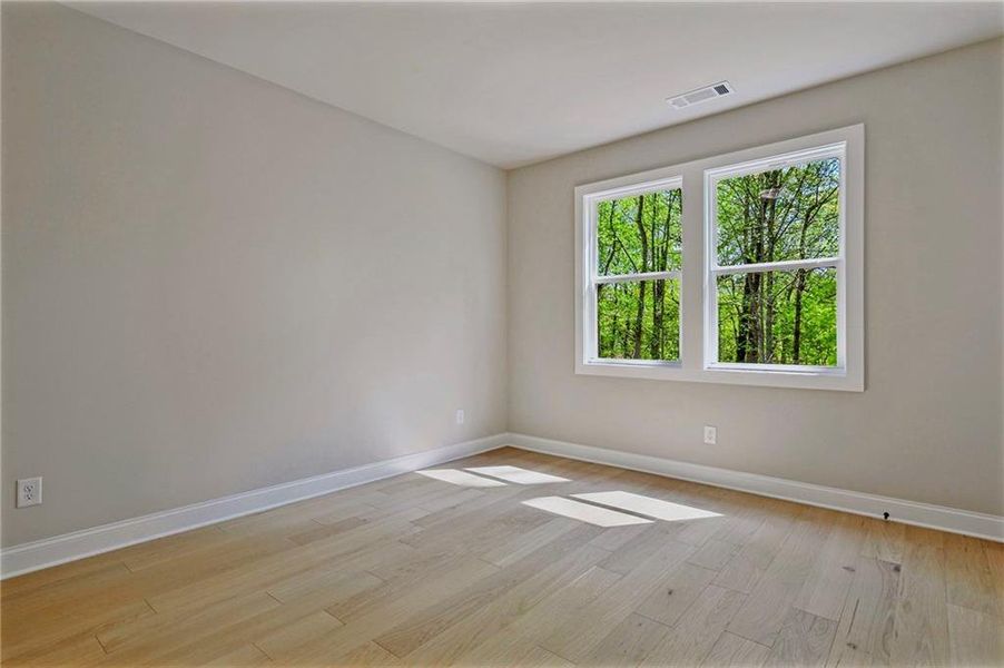 Spacious, unfurnished interior of a new home in , Atlanta (Image 37).
