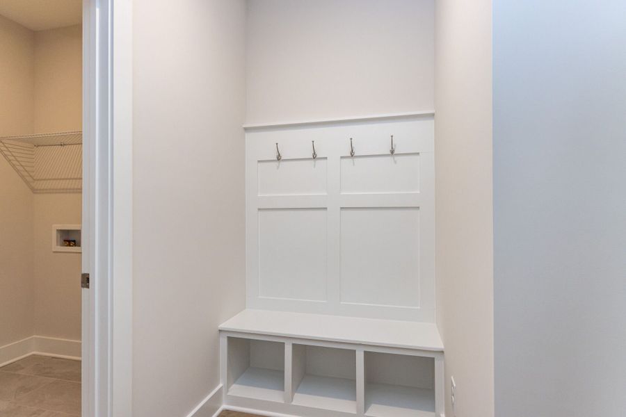 The Darien - Mudroom