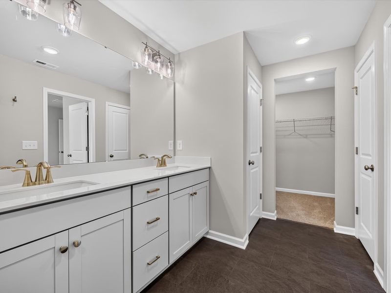 Owner's Bath Owner's Bath