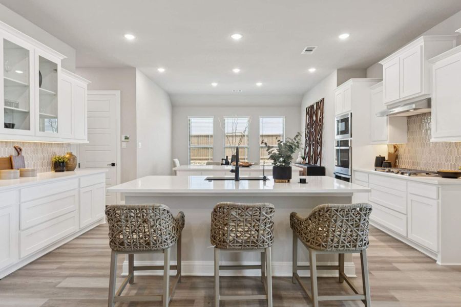 Furnished interior view inside a new home in Oaks of North Grove, Waxahachie (Image 7).