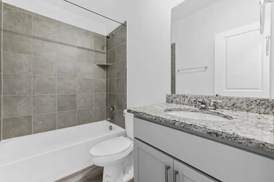 210 Crumpton Way - Ready Now!