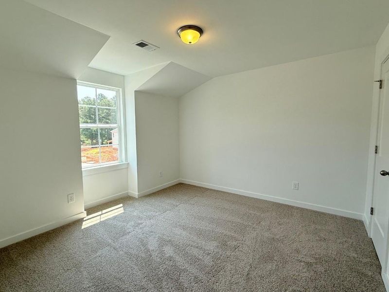 Spacious, unfurnished interior of a new home in Westlyn, Winder (Image 21).