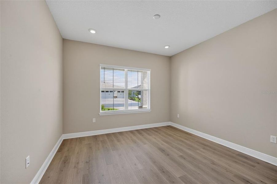 Spacious, unfurnished interior of a new home in , Ocala (Image 48).
