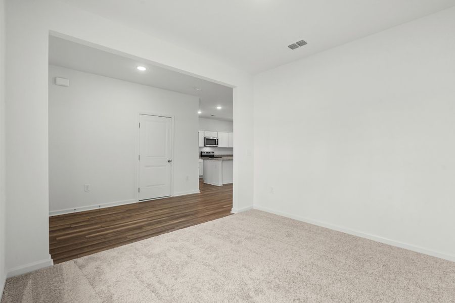 Representative unfurnished interior of a home built from the Sagan by Starlight Homes in Brookshire at Legacy Hills, Celina (Image 26).