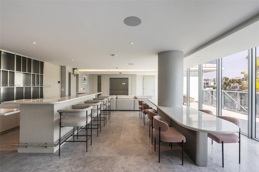 Community amenities in , Bay Harbor Islands (Image 29).