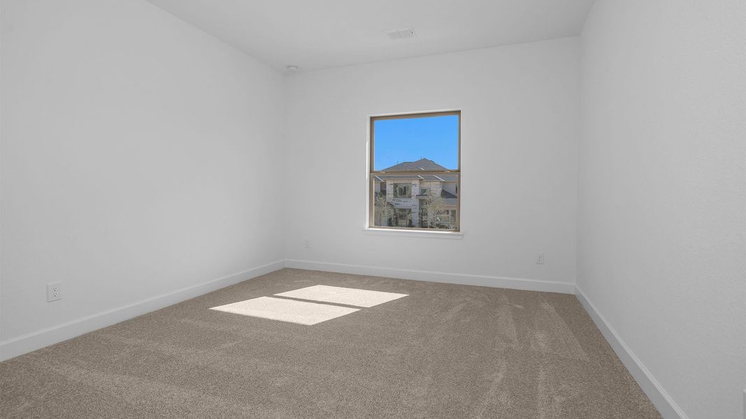 Spacious, unfurnished interior of a new home in Grange, Katy (Image 13).
