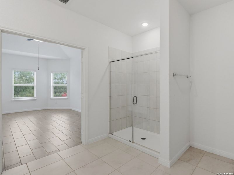 Spacious, unfurnished interior of a new home in Chaparral Ranch, Floresville (Image 23). Spacious, unfurnished interior of a new home in Chaparral Ranch, Floresville (Image 23).