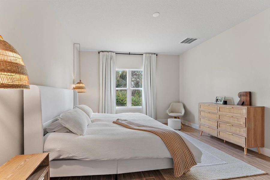 Furnished interior view inside a new home in Banyan Bay, Stuart (Image 51).