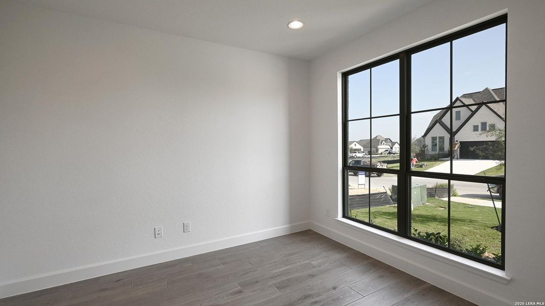 Spacious, unfurnished interior of a new home in Homestead, Schertz (Image 18).