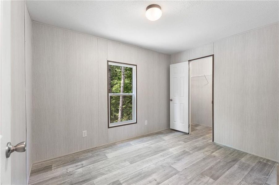 Spacious, unfurnished interior of a new home in , Nicholson (Image 17).