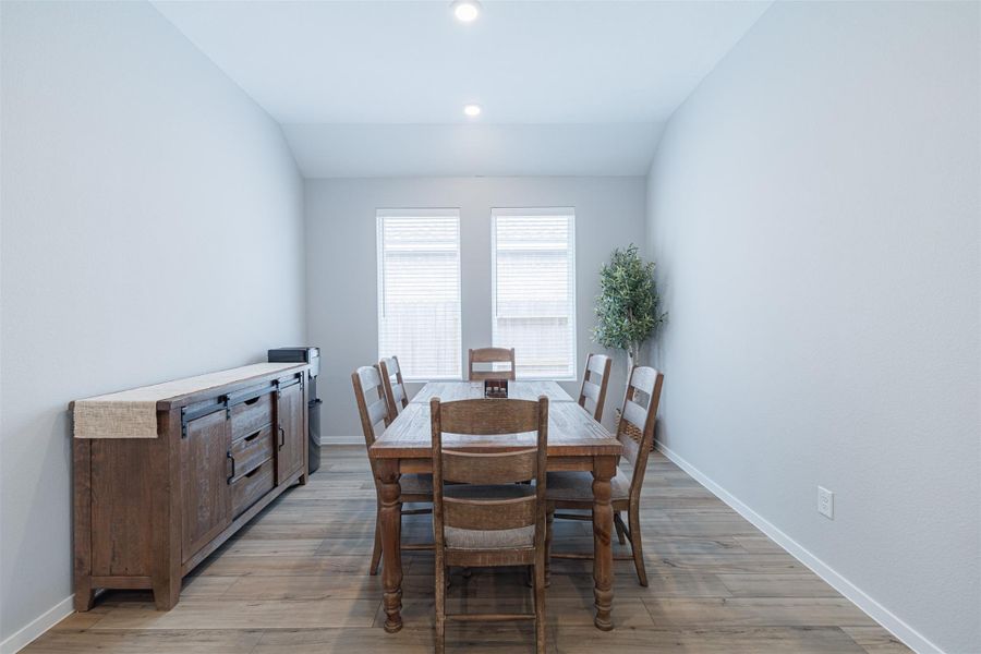 Furnished interior view inside a new home in Lago Mar, Texas City (Image 14).