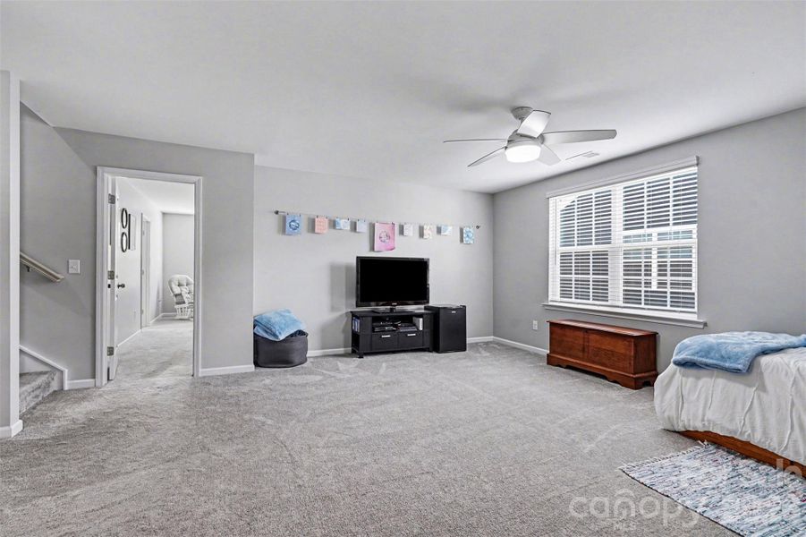 Image 43 of a home in Falls Cove at Lake Norman.