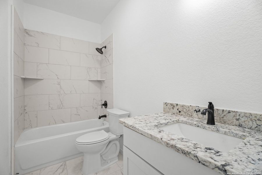 Furnished interior view inside a new home in , Canyon Lake (Image 12).