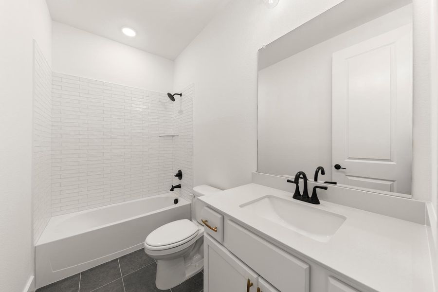 Furnished interior view inside a new home in Inspiration Collection 60 at Painted Tree, McKinney (Image 11).