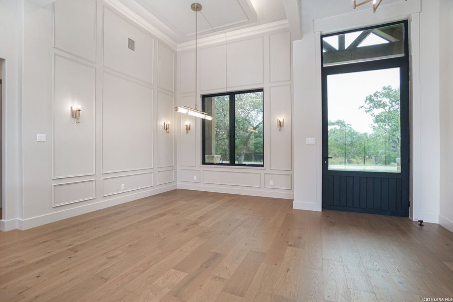 Spacious, unfurnished interior of a new home in , Spring Branch (Image 30). Spacious, unfurnished interior of a new home in , Spring Branch (Image 30).