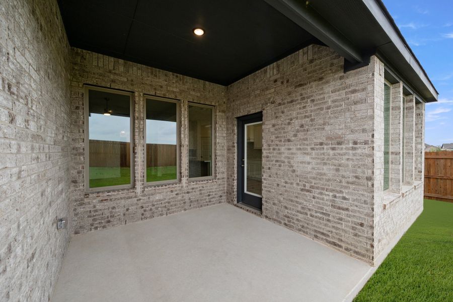 Exterior details and patio area of a home in Vista Point, Grandview (Image 20). Exterior details and patio area of a home in Vista Point, Grandview (Image 20).